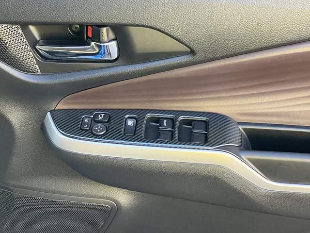 ソリオバンディット バンディット　ＨＹＢＲＩＤ　ＭＶ２ＷＤ　左電動スライドドアー　８インチナビ　バックカメラ　ＥＴＣ　ブルーブラックツートン前後ブレーキサポート（29枚目）