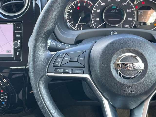 �X�e�A�����O�X�C�b�`�������I�[�f�B�I�����n���Y�t���[�ʘb��ڐ������炳���ȒP�ɑ���ł��܂���