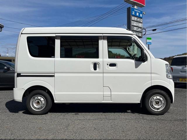 日産 ＮＶ１００クリッパーバン