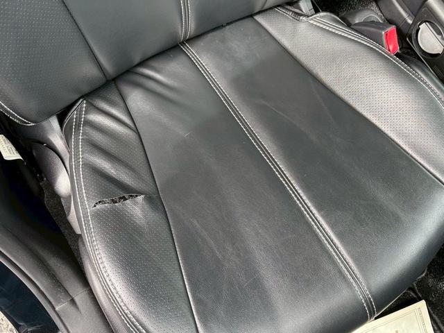 プレマシー ２０Ｃ　４ＷＤ　７人乗り　左側電動スライドドア　ＥＴＣ　ナビ　バックカメラ　フルセグＴＶ　Ｂｌｕｅｔｏｏｔｈ　ＣＤ　ＤＶＤ　オートエアコン　キーレスエントリー　電動格納ミラー　ＡＷ１５インチ　３列シート（26枚目）