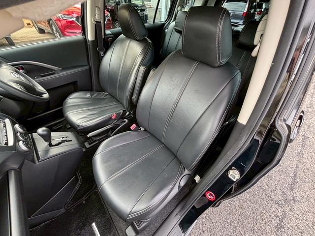 プレマシー ２０Ｃ　４ＷＤ　７人乗り　左側電動スライドドア　ＥＴＣ　ナビ　バックカメラ　フルセグＴＶ　Ｂｌｕｅｔｏｏｔｈ　ＣＤ　ＤＶＤ　オートエアコン　キーレスエントリー　電動格納ミラー　ＡＷ１５インチ　３列シート（32枚目）
