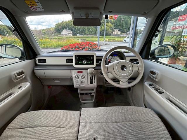 アルトラパン Ｇ　衝突被害軽減システム　レーンアシスト　ＥＴＣ　ＣＤ　Ｂｌｕｅｔｏｏｔｈ　ＵＳＢ　スマートキー　バックソナー　電動格納ミラー　シートヒーター　オートライト　ＡＢＳ　横滑り防止装置　アイドリングストップ（4枚目）