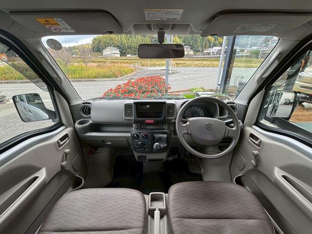 エブリイ ＰＡ　４ＷＤ　ハイルーフ　５速ＭＴ　ルーフキャリア　両側スライドドア　ＡＭ／ＦＭラジオ　ＡＢＳ　エアコン　パワーステアリング　運転席・助手席エアバック　衝突安全ボディ（4枚目）