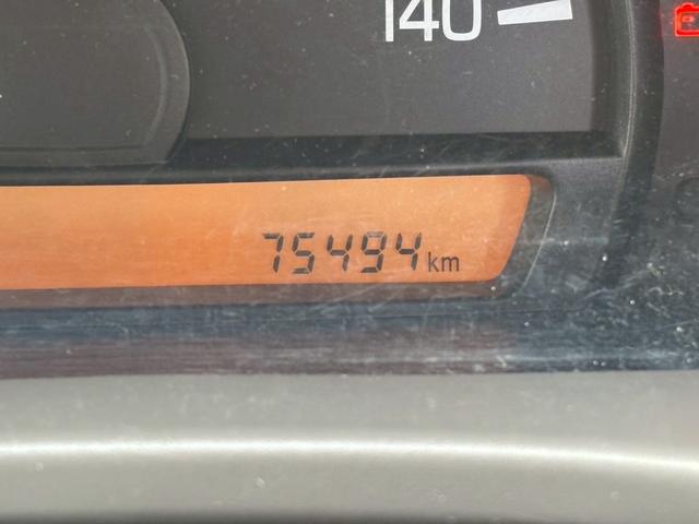 エブリイ ＰＡ　４ＷＤ　ハイルーフ　５速ＭＴ　ルーフキャリア　両側スライドドア　ＡＭ／ＦＭラジオ　ＡＢＳ　エアコン　パワーステアリング　運転席・助手席エアバック　衝突安全ボディ（7枚目）