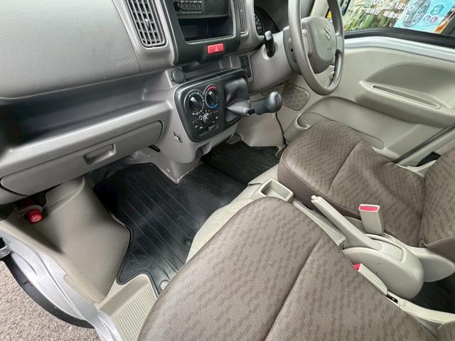 エブリイ ＰＡ　４ＷＤ　ハイルーフ　５速ＭＴ　ルーフキャリア　両側スライドドア　ＡＭ／ＦＭラジオ　ＡＢＳ　エアコン　パワーステアリング　運転席・助手席エアバック　衝突安全ボディ（17枚目）