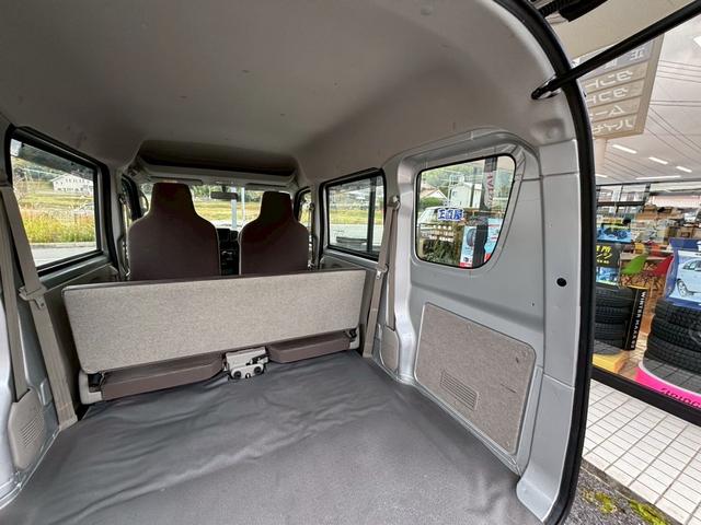 エブリイ ＰＡ　４ＷＤ　ハイルーフ　５速ＭＴ　ルーフキャリア　両側スライドドア　ＡＭ／ＦＭラジオ　ＡＢＳ　エアコン　パワーステアリング　運転席・助手席エアバック　衝突安全ボディ（24枚目）