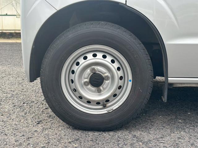 エブリイ ＰＡ　４ＷＤ　ハイルーフ　５速ＭＴ　ルーフキャリア　両側スライドドア　ＡＭ／ＦＭラジオ　ＡＢＳ　エアコン　パワーステアリング　運転席・助手席エアバック　衝突安全ボディ（36枚目）