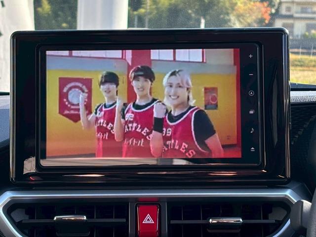 ロッキー Ｇ　４ＷＤ　衝突被害軽減システム　レーンアシスト　ＥＴＣ　ナビ　バックカメラ　フルセグＴＶ　Ｂｌｕｅｔｏｏｔｈ　ＣＤ　ＤＶＤ　ＬＥＤヘッドライト　ＡＷ１７インチ　クルコン　シートヒーター　サイドカーテン（10枚目）