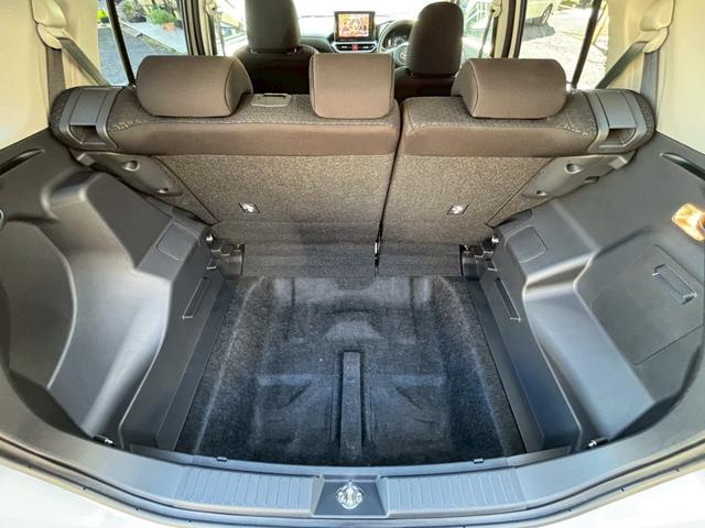 ロッキー Ｇ　４ＷＤ　衝突被害軽減システム　レーンアシスト　ＥＴＣ　ナビ　バックカメラ　フルセグＴＶ　Ｂｌｕｅｔｏｏｔｈ　ＣＤ　ＤＶＤ　ＬＥＤヘッドライト　ＡＷ１７インチ　クルコン　シートヒーター　サイドカーテン（38枚目）