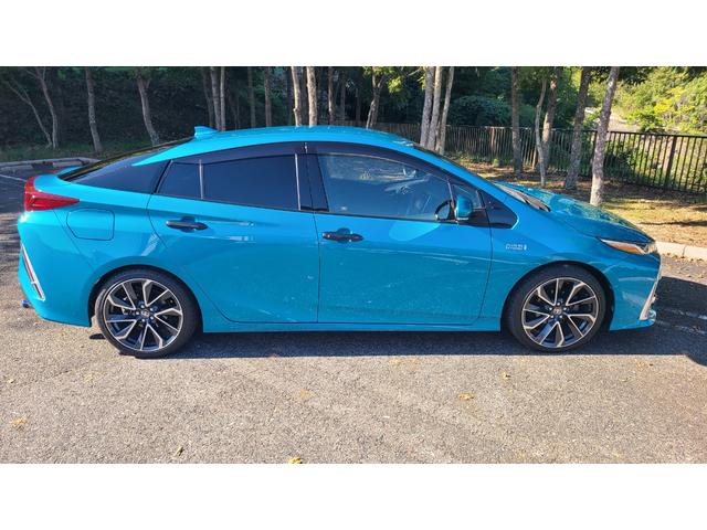 TOYOTA PRIUS PHV S