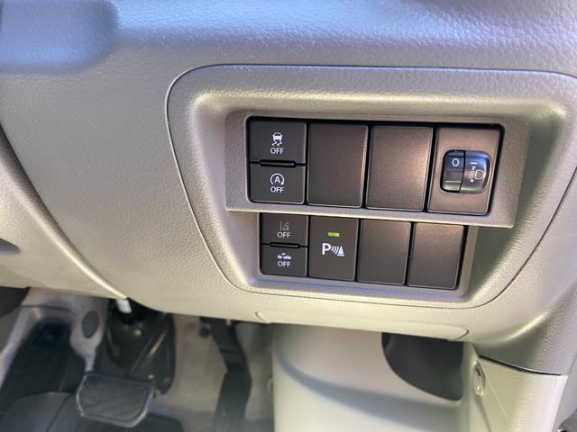 クリアランスソナー付きなので障害物をセンサーで感知し、ドライバーに衝突の危険を知らせてくれます☆