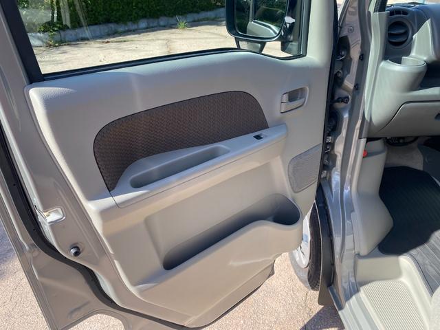 ご覧頂きまして誠に有難うございます!!是非ご来店して頂き、実際にご覧になって頂ければと思います。お客様からのご連絡をスタッフ一同、心よりお待ちしております