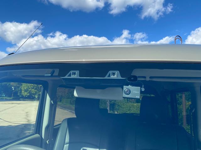 当店のお車をご覧いただきましてありがとうございます。お車についてのご質問やお見積りのご依頼、ご購入にあたってのご相談などお気軽にお問い合わせ下さい!