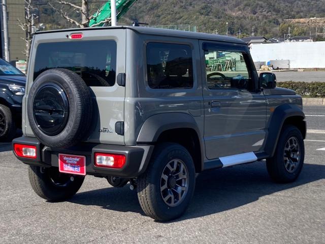 ＪＣ　セーフティサポート　４ＷＤ　ミラーヒーター　デュアルシートヒーター　ステアリングスイッチ　クルーズコントロール　ミラーウィンカー　オートライト　フォグ　オートライト　ヘッドライトウォッシャー　スペアキ(6枚目)