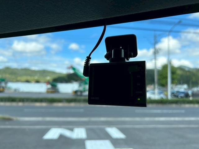 スペーシア ハイブリッドＧ　電動格納ドアミラー　社外ナビ　バックカメラ　Ｂｌｕｅｔｏｏｔｈオーディオ　アイドリングストップ　フロントドライブレコーダー　ＥＴＣ　スマートキー　プッシュスタート　横滑り防止装置　社外１４インチアルミ（39枚目）