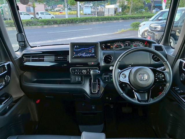 Ｎ－ＢＯＸカスタム Ｌターボ　ホンダセンシング　社外ナビ　ハーフレザーシート　純正アルミホイール　両側パワースライドドア　ＬＥＤヘッドライト　ＥＴＣ　バックカメラ（17枚目）