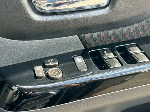 フレアワゴンカスタムスタイル ＸＳ　ターボ　※純正ナビ・Ｂｌｕｅｔｏｏｔｈ・ＥＴＣ・デュアルブレーキサポート・キーレスプッシュスタート・スマートキー・純正アルミ・フルセグＴＶ・ＩＳＯＦＩＸ・プライバシーガラス・ロールサンシェード・ＨＩＤライト（23枚目）