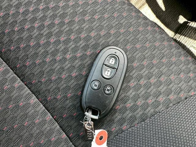 フレアワゴンカスタムスタイル ＸＳ　ターボ　※純正ナビ・Ｂｌｕｅｔｏｏｔｈ・ＥＴＣ・デュアルブレーキサポート・キーレスプッシュスタート・スマートキー・純正アルミ・フルセグＴＶ・ＩＳＯＦＩＸ・プライバシーガラス・ロールサンシェード・ＨＩＤライト（33枚目）