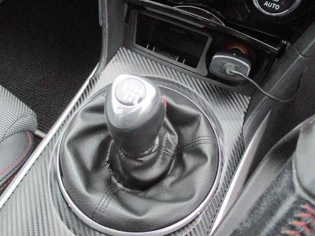 ＲＸ－８ タイプＲＳ　６速ＭＴ　後期型　純正ビルシュタイン　ウェッズスポーツ１８ＡＷ　デフィリンクメーター　純正レカロシート　社外ナビフルセグ　キーフリー（29枚目）