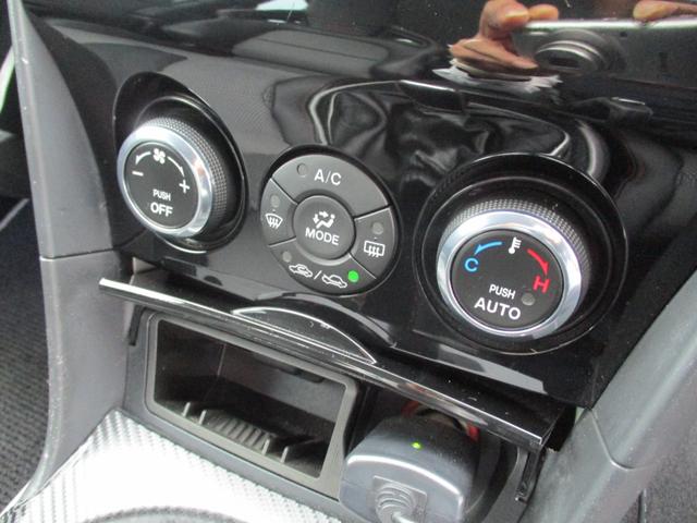 ＲＸ－８ タイプＲＳ　６速ＭＴ　後期型　純正ビルシュタイン　ウェッズスポーツ１８ＡＷ　デフィリンクメーター　純正レカロシート　社外ナビフルセグ　キーフリー（31枚目）