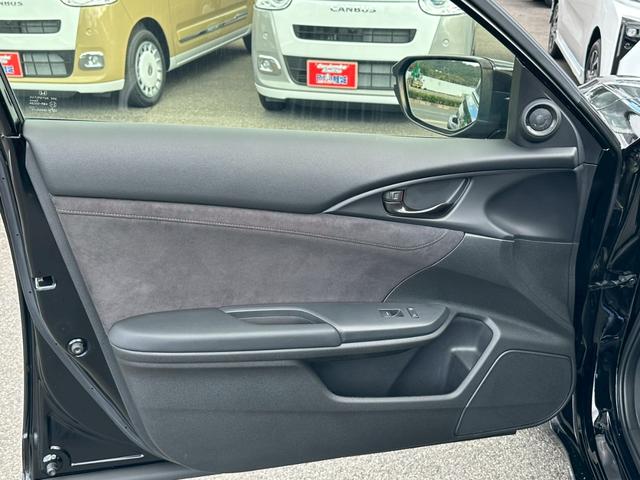 インサイト EX・ブラックスタイル ※LEDヘッドライト・ホンダセンシング・純正ナビ・バックモニター・ETC2.0・Bluetooth・USBソケット・プライバシーガラス・キーレスプッシュスタート・スマートキー・純正アルミ・ドラレコ(14枚目)