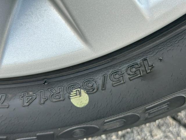 デイズ Ｊ　ディスプレイオーディオ　Ｂｌｕｅｔｏｏｔｈオーディオ　ＣＤ再生　ＥＴＣ　純正１４インチスチールホイール　電動格納ドアミラー　ベンチシート　マニュアルエアコン　キーレスキー　フルフラット（12枚目）