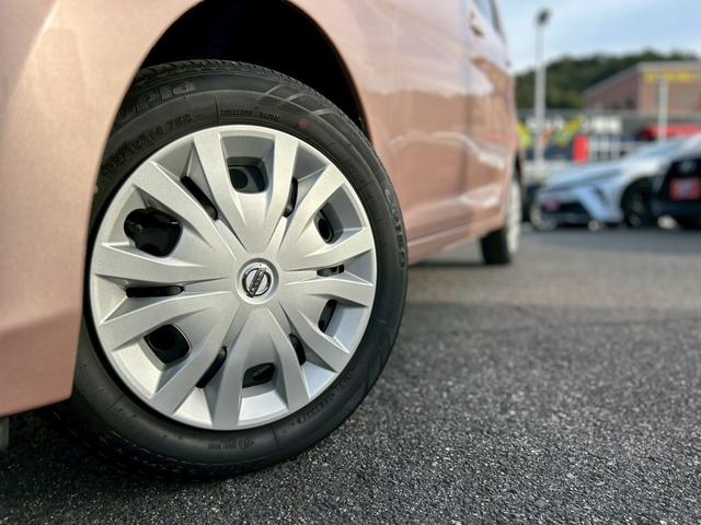 デイズ Ｊ　ディスプレイオーディオ　Ｂｌｕｅｔｏｏｔｈオーディオ　ＣＤ再生　ＥＴＣ　純正１４インチスチールホイール　電動格納ドアミラー　ベンチシート　マニュアルエアコン　キーレスキー　フルフラット（15枚目）