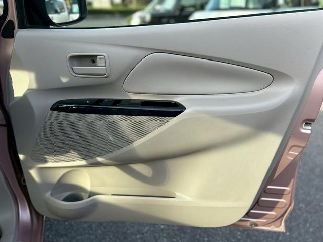 デイズ Ｊ　ディスプレイオーディオ　Ｂｌｕｅｔｏｏｔｈオーディオ　ＣＤ再生　ＥＴＣ　純正１４インチスチールホイール　電動格納ドアミラー　ベンチシート　マニュアルエアコン　キーレスキー　フルフラット（20枚目）