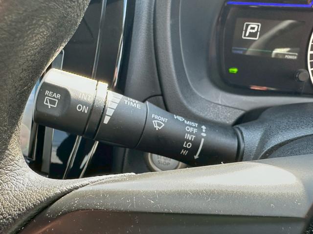 ノート e-パワー B ※アラウンドビューモニター・オートライト・オートエアコン・キーレスプッシュスタート・スマートキー・社外ナビ・TV・ISOFIX・シートリフター・デジタルインナーミラー・ETC・エマージェンシーブレーキ(20枚目)