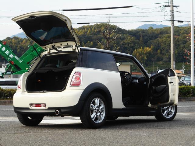 MINI クーパー R56最終後期モデル ポータブルナビTV クロムインテリアPKG ポータブルナビ(6枚目)