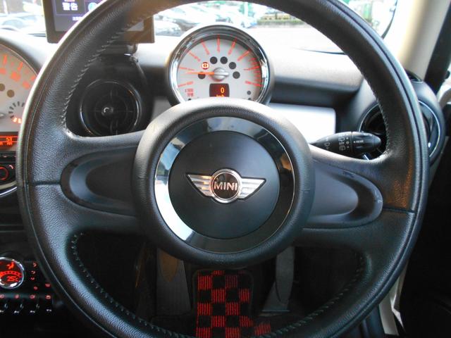 MINI クーパー R56最終後期モデル ポータブルナビTV クロムインテリアPKG ポータブルナビ(23枚目)