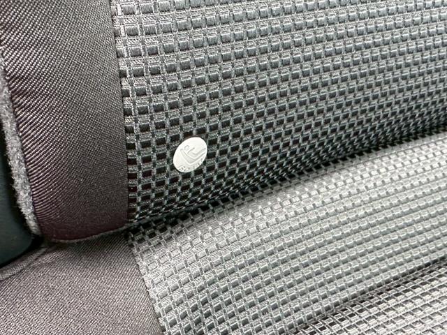 アクセラスポーツ 15S ※LEDヘッドライト・純正ナビ・全方位モニター・ドライブレコーダー・サイドエアバッグ・カーテンエアバッグ・プライバシーガラス・Bluetooth・オートエアコン・オートハイビーム・純正アルミ・クルコン(34枚目)