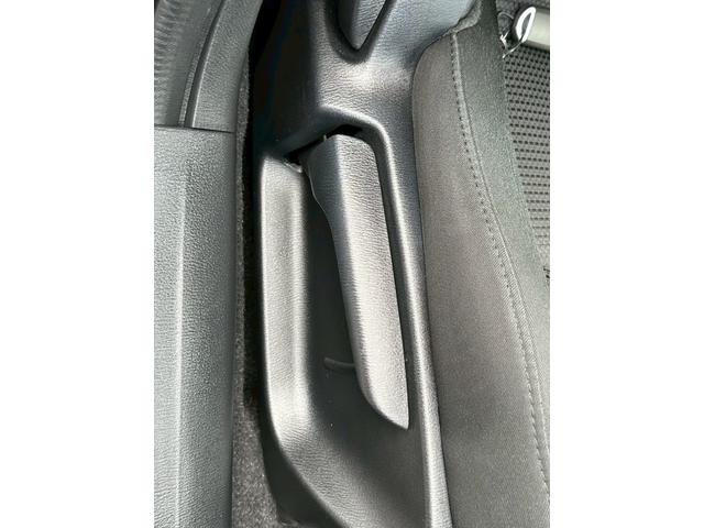 アクセラスポーツ 15S ※LEDヘッドライト・純正ナビ・全方位モニター・ドライブレコーダー・サイドエアバッグ・カーテンエアバッグ・プライバシーガラス・Bluetooth・オートエアコン・オートハイビーム・純正アルミ・クルコン(38枚目)