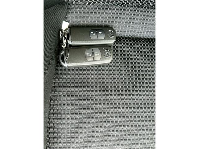 アクセラスポーツ 15S ※LEDヘッドライト・純正ナビ・全方位モニター・ドライブレコーダー・サイドエアバッグ・カーテンエアバッグ・プライバシーガラス・Bluetooth・オートエアコン・オートハイビーム・純正アルミ・クルコン(39枚目)