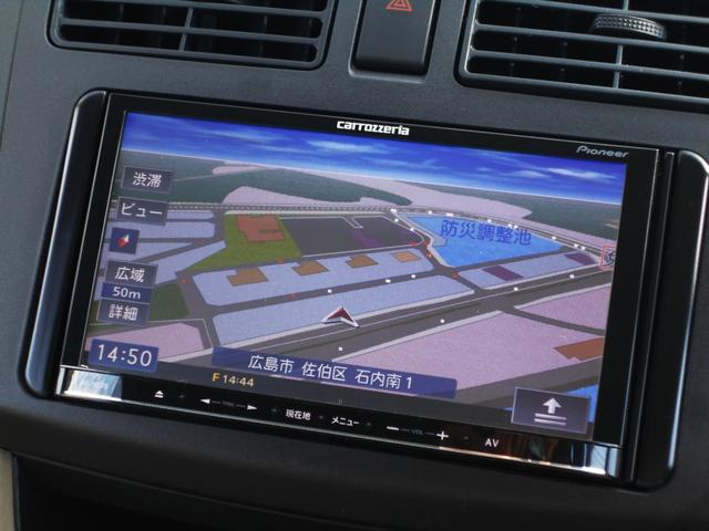 カロッツエロア製のフルセグナビＴＶ装着しています使用頻度の少ないモデルです