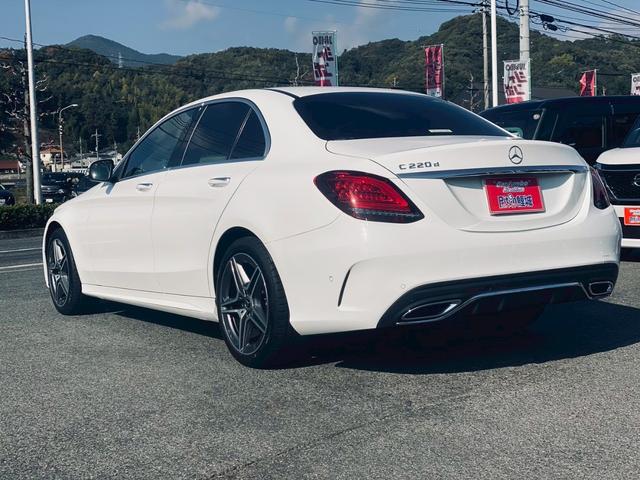 Cクラス C220dローレウスエディションスポーツプラスパック 純正ナビ/バックカメラ/本革シート/メモリーパワーシート/ETC/ヘッドライトLED/アンビエントライト/ディーゼルエンジン/スペアキー/純正アルミホイール/BSM(7枚目)