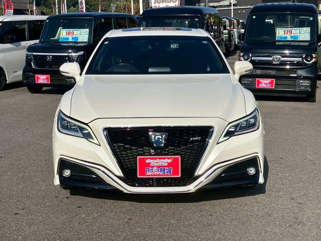 クラウンハイブリッド RSアドバンス 純正ナビ トヨタセーフティ デジタルインナーミラー パノラミックビュー レザーシート ブラインドスポットモニター サンルーフ 純正アルミホイール ETC ドライブレコーダー ヘッドアップディスプレイ(3枚目)