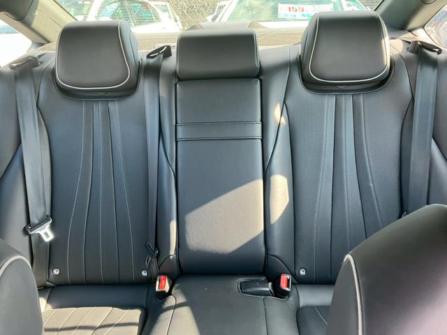 クラウンハイブリッド RSアドバンス 純正ナビ トヨタセーフティ デジタルインナーミラー パノラミックビュー レザーシート ブラインドスポットモニター サンルーフ 純正アルミホイール ETC ドライブレコーダー ヘッドアップディスプレイ(16枚目)