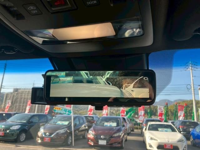 クラウンハイブリッド RSアドバンス 純正ナビ トヨタセーフティ デジタルインナーミラー パノラミックビュー レザーシート ブラインドスポットモニター サンルーフ 純正アルミホイール ETC ドライブレコーダー ヘッドアップディスプレイ(26枚目)