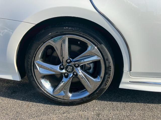 クラウンハイブリッド RSアドバンス 純正ナビ トヨタセーフティ デジタルインナーミラー パノラミックビュー レザーシート ブラインドスポットモニター サンルーフ 純正アルミホイール ETC ドライブレコーダー ヘッドアップディスプレイ(56枚目)