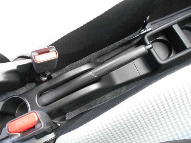 アルト L マニュアルエアコン パワステ パワーウインド 運転席シートヒーター レザーサポートブレーキ キーレスリモコン 純正CDオーディオ(11枚目)