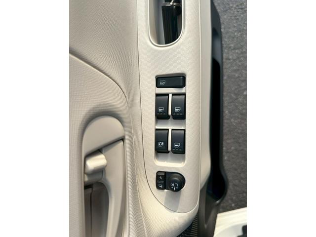 ムーヴキャンバス X SAIII 社外ナビ Bluetooth 両側パワースライドドア ETC プッシュスタート スマートキー オートエアコン スマートアシスト バックモニター(19枚目)