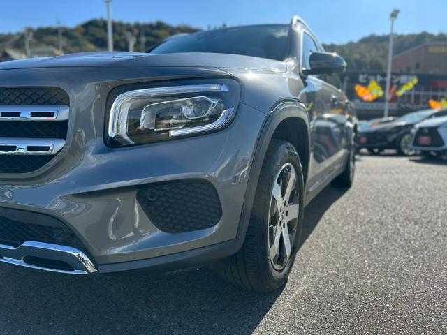 ＧＬＢ ＧＬＢ１８０　純正ナビ　フルセグＴＶ　ルーフレール　純正１８インチアルミ　前席パワーシート　シートメモリー　パワーバックドア　パドルシフト　ＬＥＤヘッドライト（5枚目）