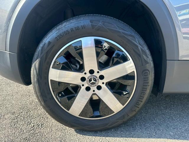 ＧＬＢ ＧＬＢ１８０　純正ナビ　フルセグＴＶ　ルーフレール　純正１８インチアルミ　前席パワーシート　シートメモリー　パワーバックドア　パドルシフト　ＬＥＤヘッドライト（15枚目）