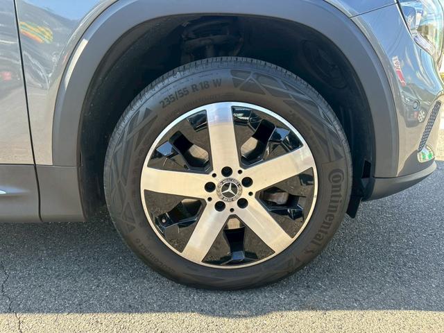 ＧＬＢ ＧＬＢ１８０　純正ナビ　フルセグＴＶ　ルーフレール　純正１８インチアルミ　前席パワーシート　シートメモリー　パワーバックドア　パドルシフト　ＬＥＤヘッドライト（16枚目）