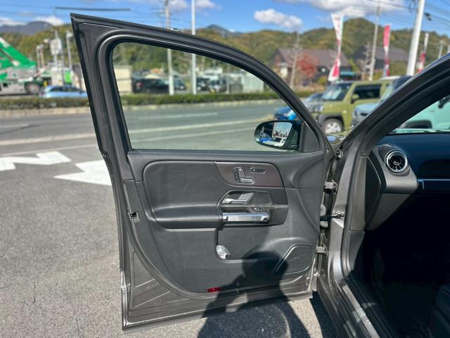 ＧＬＢ ＧＬＢ１８０　純正ナビ　フルセグＴＶ　ルーフレール　純正１８インチアルミ　前席パワーシート　シートメモリー　パワーバックドア　パドルシフト　ＬＥＤヘッドライト（26枚目）