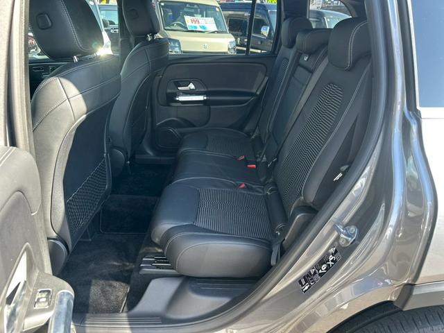 ＧＬＢ ＧＬＢ１８０　純正ナビ　フルセグＴＶ　ルーフレール　純正１８インチアルミ　前席パワーシート　シートメモリー　パワーバックドア　パドルシフト　ＬＥＤヘッドライト（28枚目）