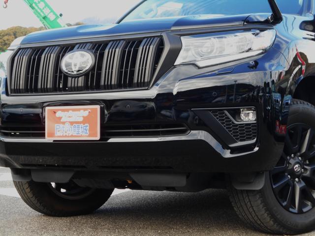 ランドクルーザープラド TX Lパッケージ マットブラックエディション 2800ディーゼル 3列7人乗り 電動黒革シート サンルーフ アルパインBIGナビ 後席モニターX2機 アルパインデジタルミラー(2枚目)