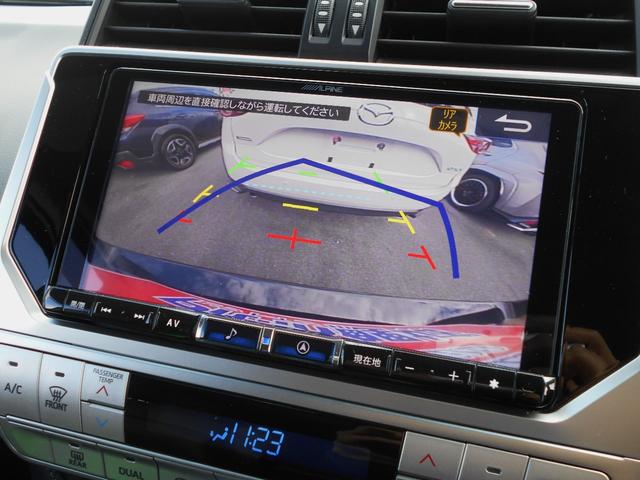 ランドクルーザープラド TX Lパッケージ マットブラックエディション 2800ディーゼル 3列7人乗り 電動黒革シート サンルーフ アルパインBIGナビ 後席モニターX2機 アルパインデジタルミラー(35枚目)