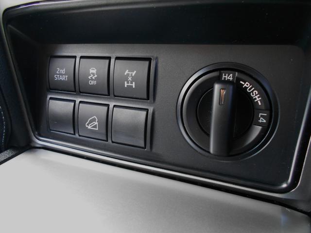 ランドクルーザープラド TX Lパッケージ マットブラックエディション 2800ディーゼル 3列7人乗り 電動黒革シート サンルーフ アルパインBIGナビ 後席モニターX2機 アルパインデジタルミラー(38枚目)